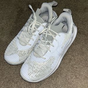 White under armor basketball sneakers